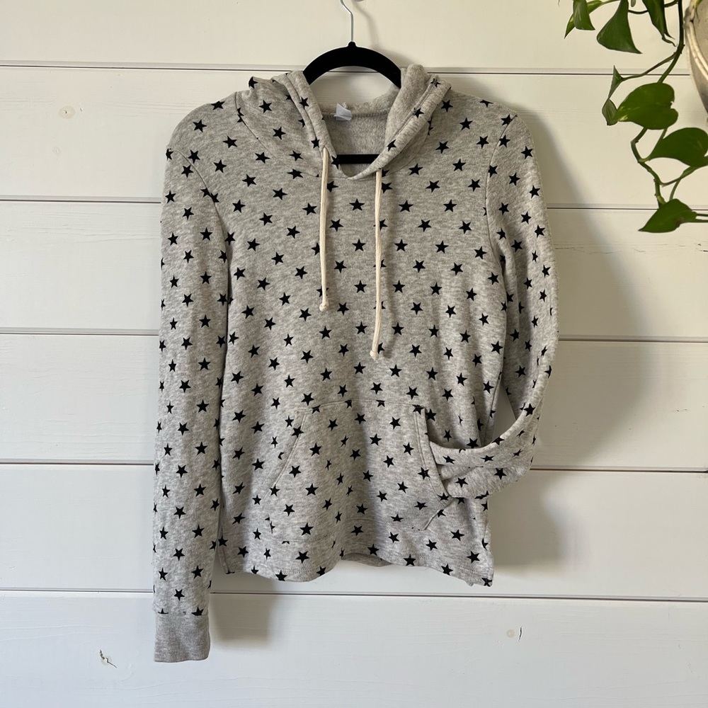 Pull over sweatshirt